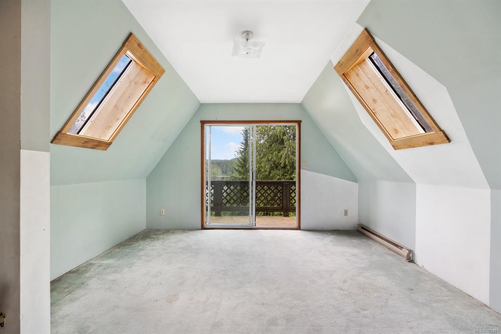 818 Austin Drive, Cortes Island, BC, V0P 1K0 - 21