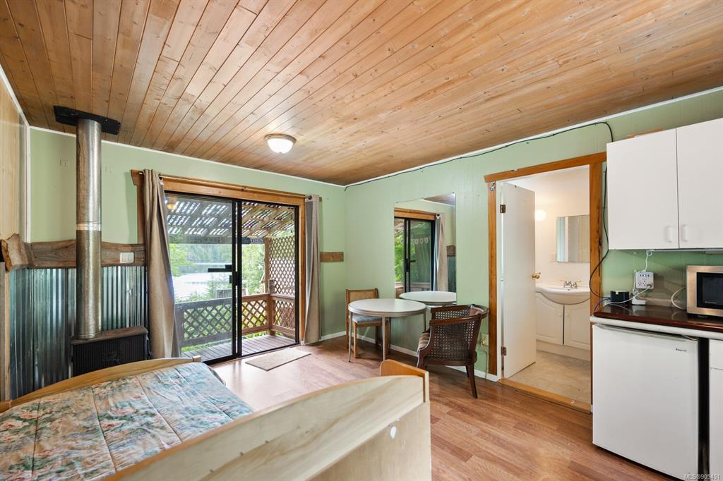 818 Austin Drive, Cortes Island, BC, V0P 1K0 - 30