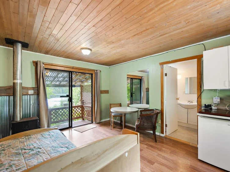 818 Austin Drive, Cortes Island, BC, V0P 1K0 - 30