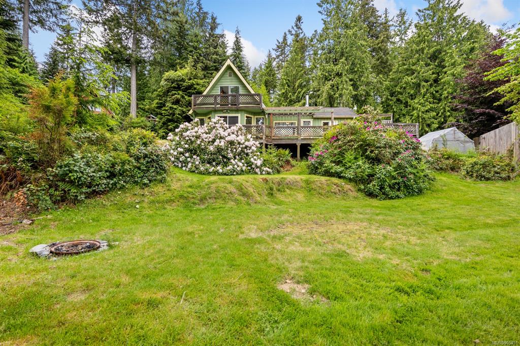 818 Austin Drive, Cortes Island, BC, V0P 1K0 - 39