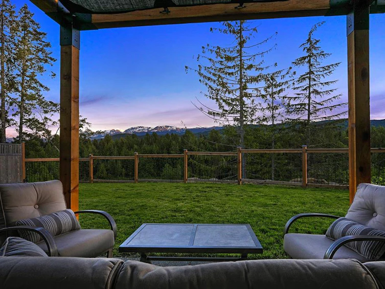 2511 Kentmere Avenue, Cumberland, BC, V0R 1S0 - 2