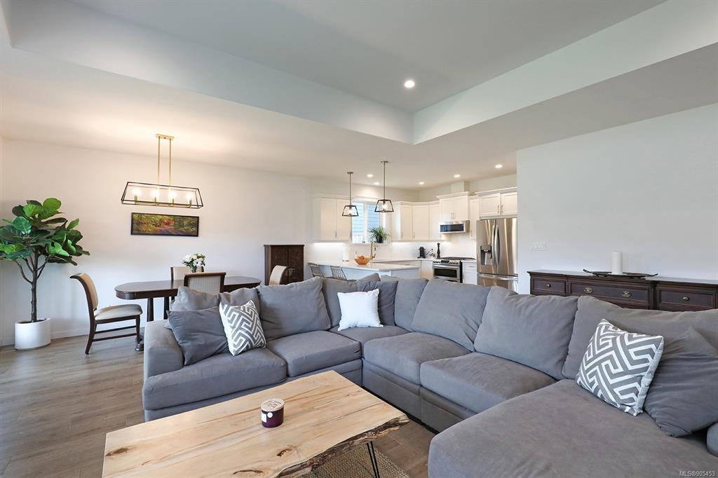2511 Kentmere Avenue, Cumberland, BC, V0R 1S0 - 10