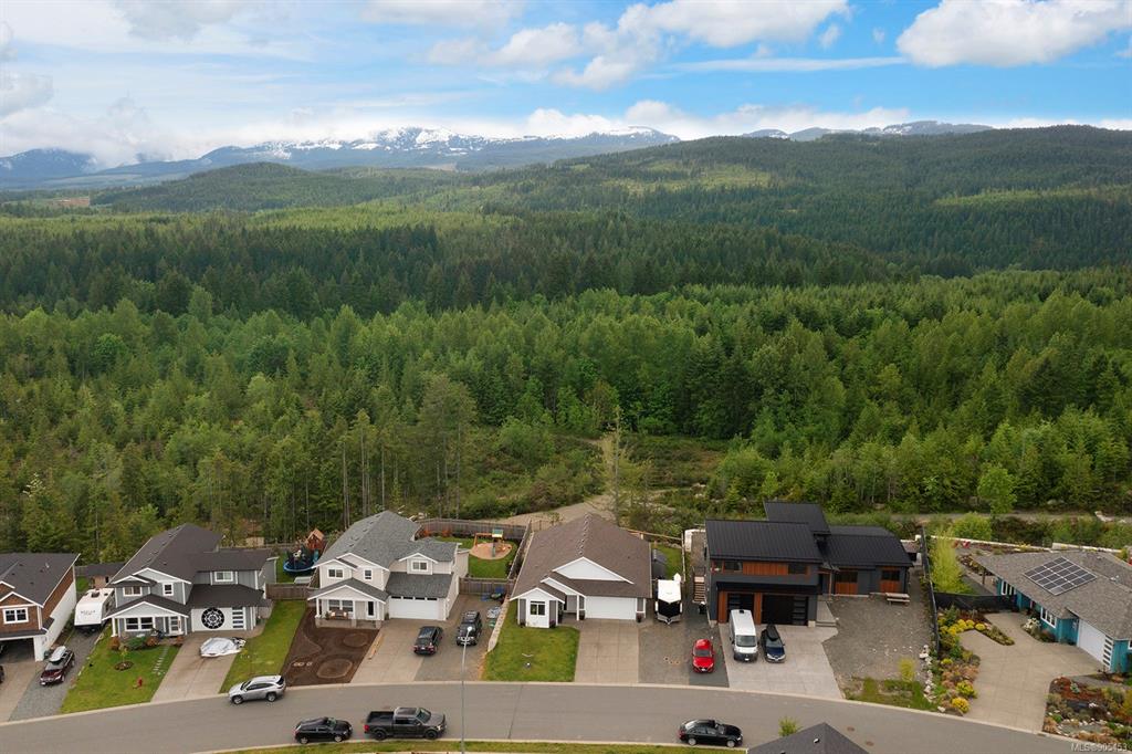 2511 Kentmere Avenue, Cumberland, BC, V0R 1S0 - 26