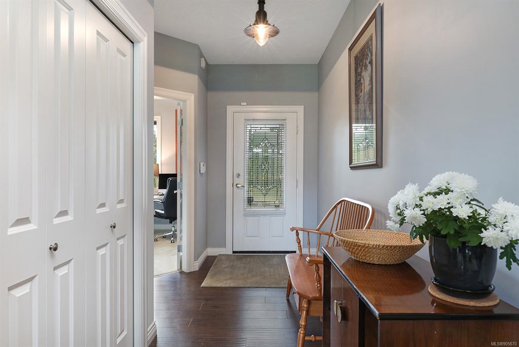 501 Butchers Road, Comox, BC, V9M 4A3 - 3