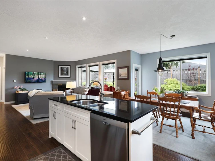 501 Butchers Road, Comox, BC, V9M 4A3 - 10