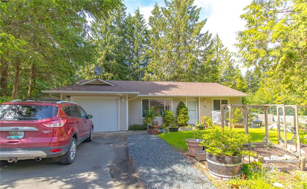 101-3105 Rinvold Road, Hilliers, BC, V9K 2R7