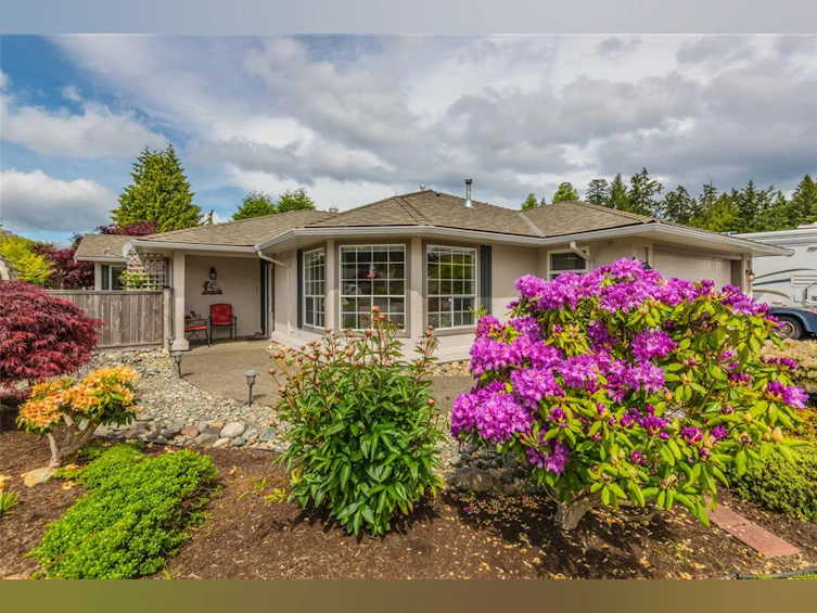 650 Redwood Drive, Qualicum Beach, BC, V9K 1A2