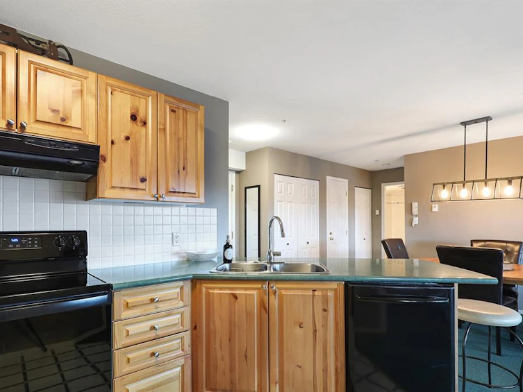 212-1320 Henry Road, Courtenay, BC, V0P 1N0 - 6