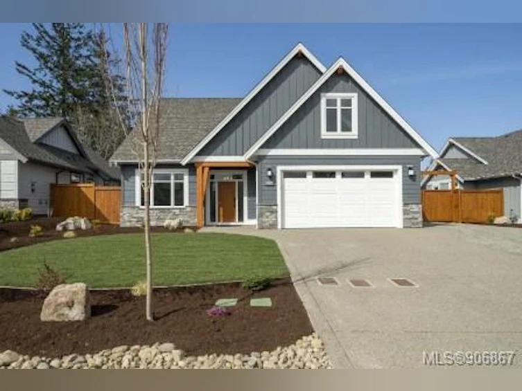 660 Sanderson Road, Parksville, BC, V9P 1B4