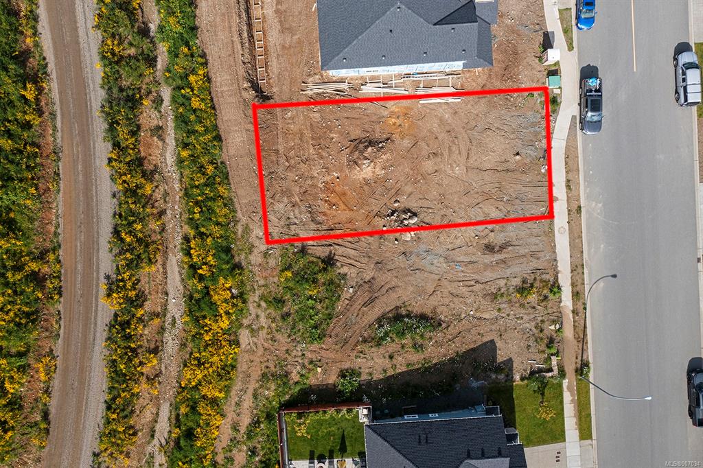 1423 Crown Isle Boulevard, Courtenay, BC, V9N 0E2 - 3