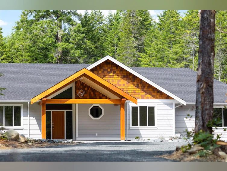 2920 Turnbull Road, Qualicum Beach, BC, V9K 2R2