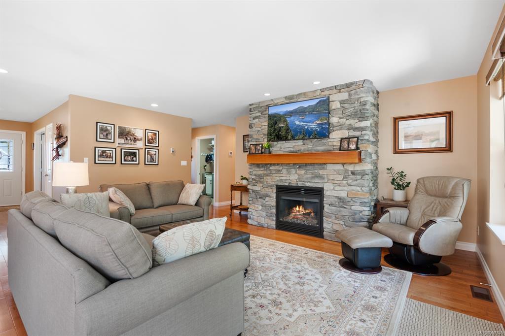 354 Legacy Drive, Campbell River, BC, V9W 0A6 - 4