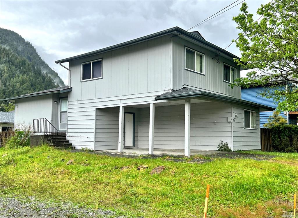 200 Alpine View Road, TahsisZeballos, BC, House For Sale REW