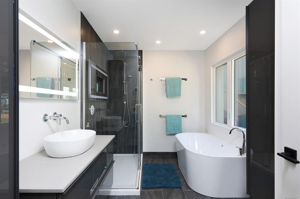 3751 East Road, Denman Island, BC, V0R 1T0 - 31
