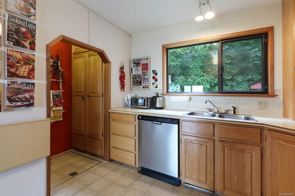 1478 Wilkinson Road, Comox, BC, V9M 4B3 - 13