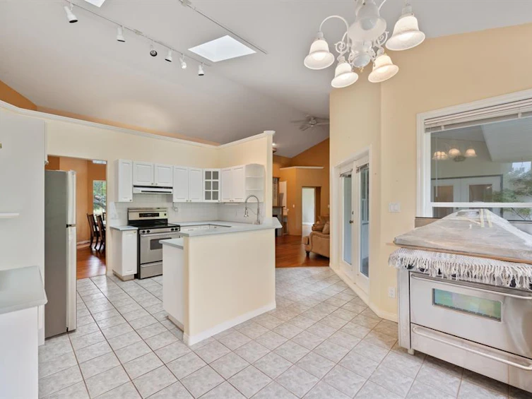 3135 Kensington Crescent, Courtenay, BC, V9N 8Z8 - 5