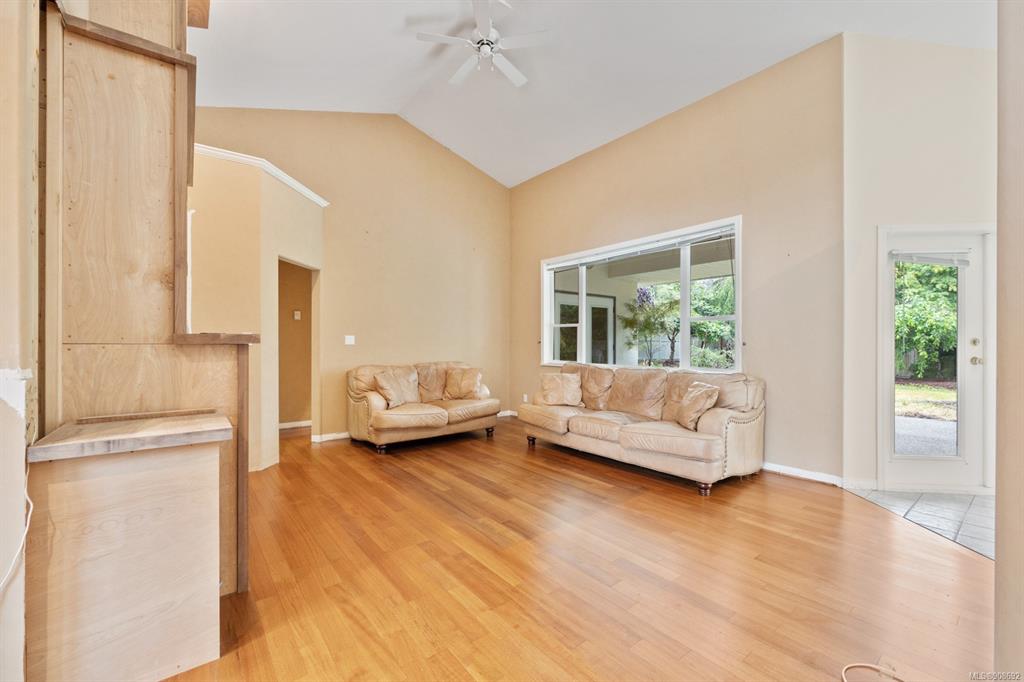 3135 Kensington Crescent, Courtenay, BC, V9N 8Z8 - 9