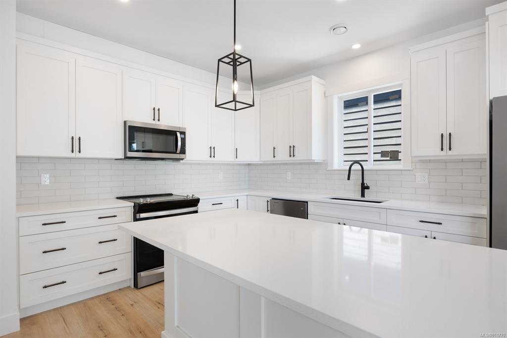Lot A-2828 Maryport Avenue, Cumberland, BC, V0R 1S0 - 5