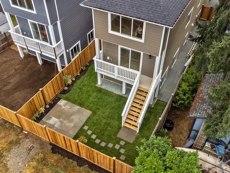 Lot A-2828 Maryport Avenue, Cumberland, BC, V0R 1S0 - 43