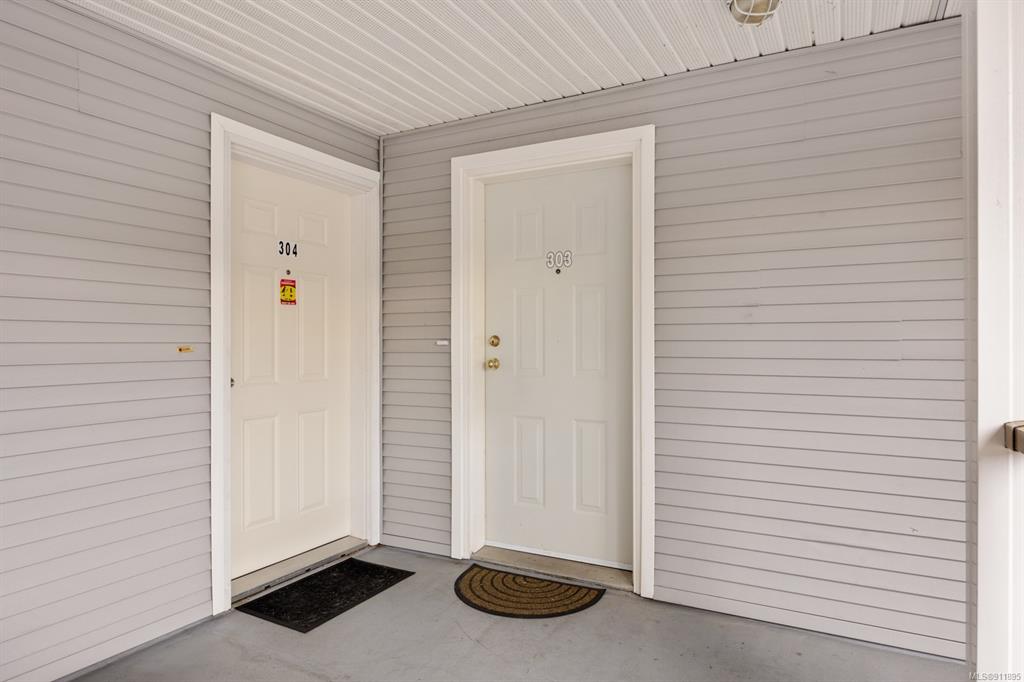 304-262 Birch Street, Campbell River, BC, V9W 2S3 - 2