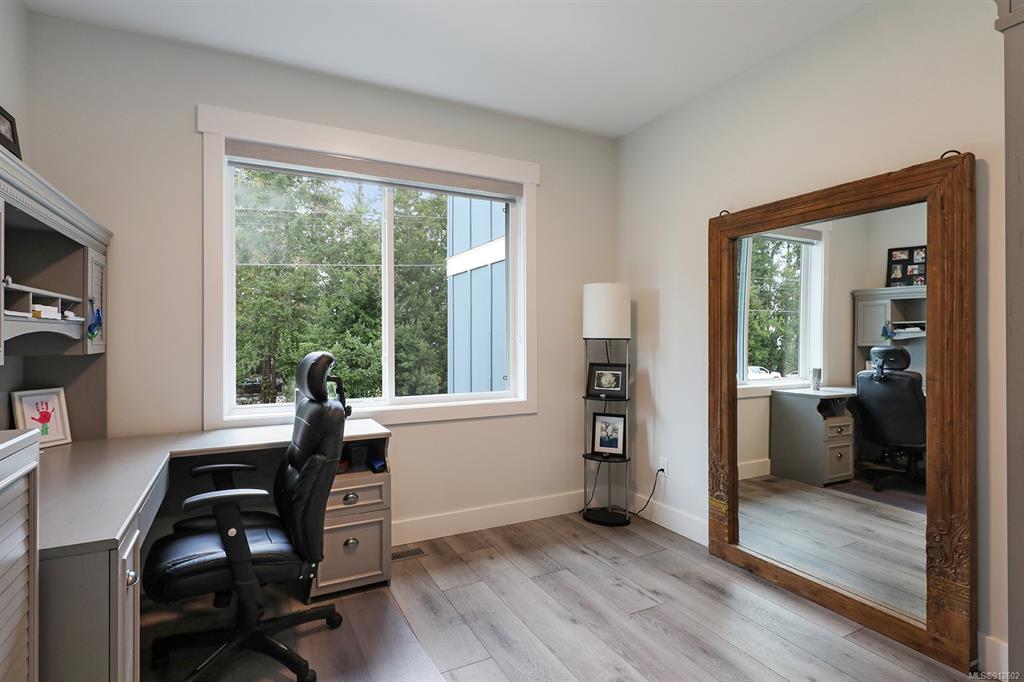 6547 Walker Frontage Road, Fanny Bay, BC, V0R 1W0 - 25