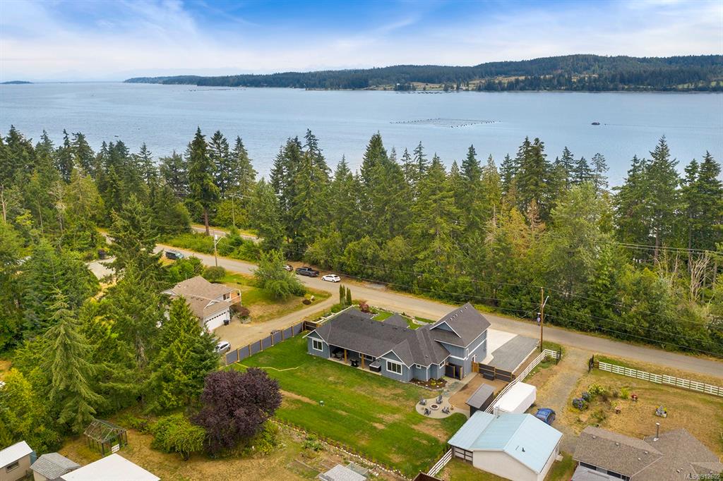 6547 Walker Frontage Road, Fanny Bay, BC, V0R 1W0 - 43
