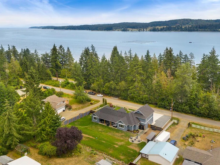 6547 Walker Frontage Road, Fanny Bay, BC, V0R 1W0 - 43