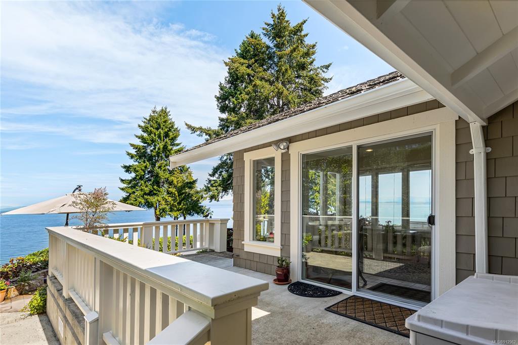 361 Poplar Avenue, Qualicum Beach, BC, V9K 1J7