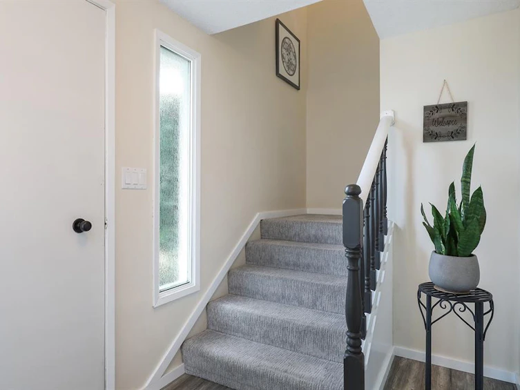 525 Nootka Street, Comox, BC, V9M 2L8 - 4