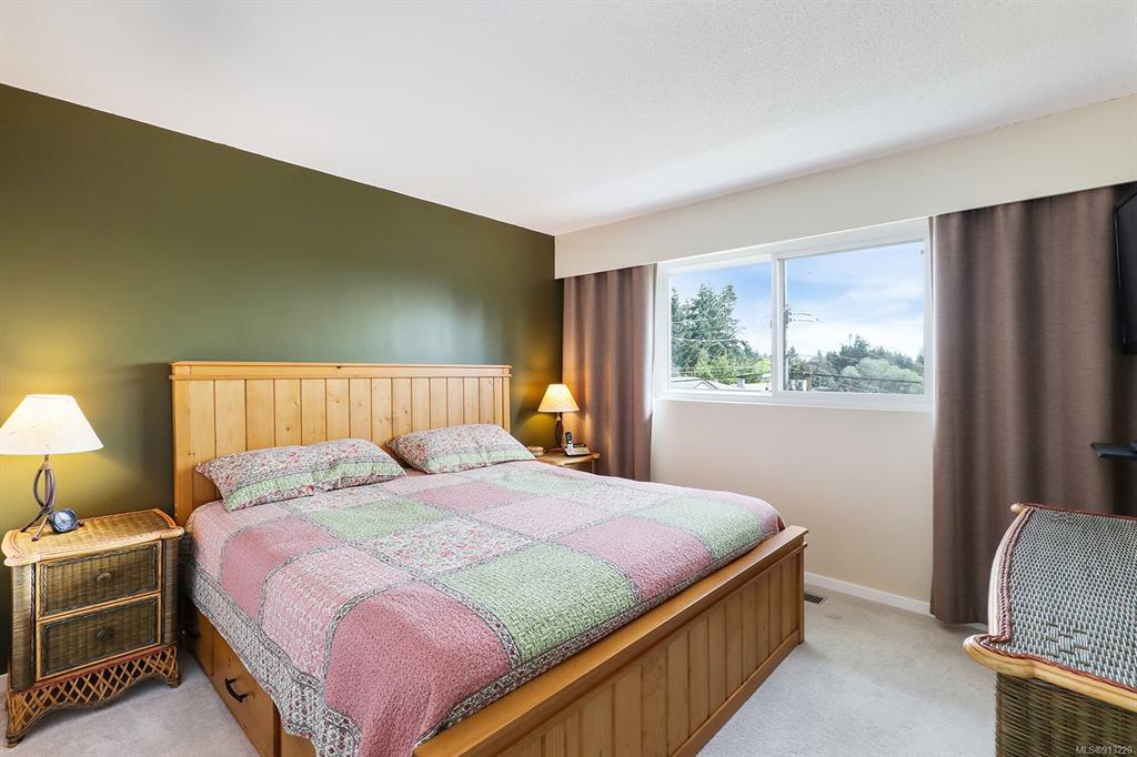 525 Nootka Street, Comox, BC, V9M 2L8 - 15