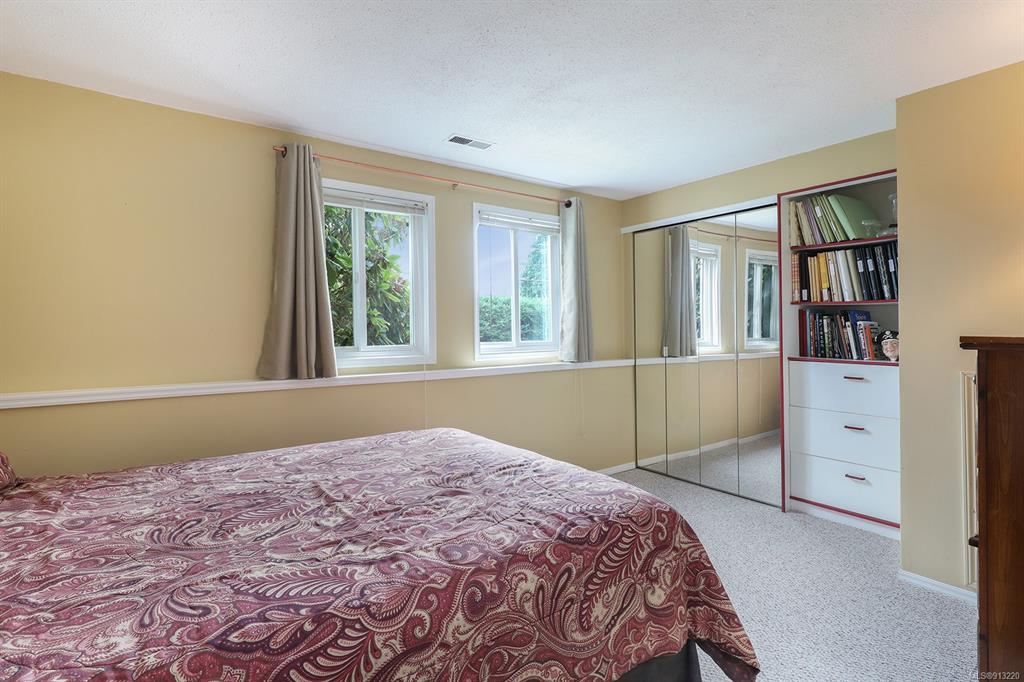 525 Nootka Street, Comox, BC, V9M 2L8 - 21