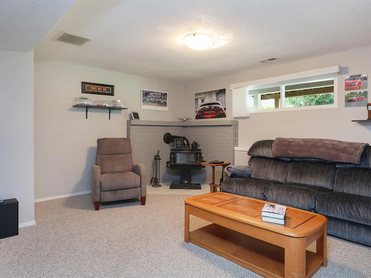525 Nootka Street, Comox, BC, V9M 2L8 - 22