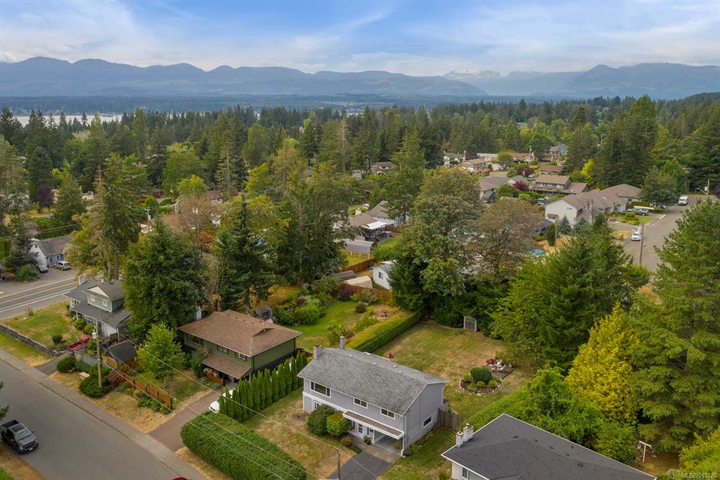 525 Nootka Street, Comox, BC, V9M 2L8 - 33