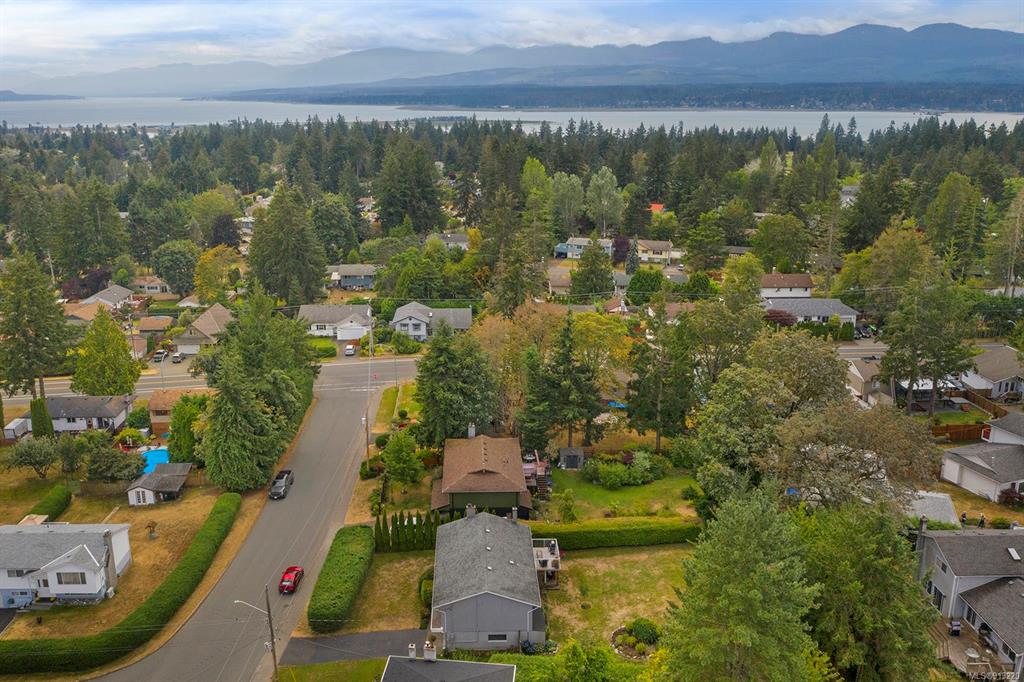 525 Nootka Street, Comox, BC, V9M 2L8 - 34