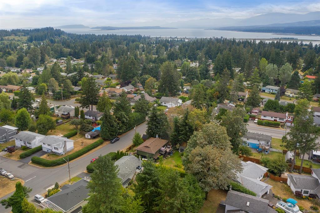 525 Nootka Street, Comox, BC, V9M 2L8 - 35