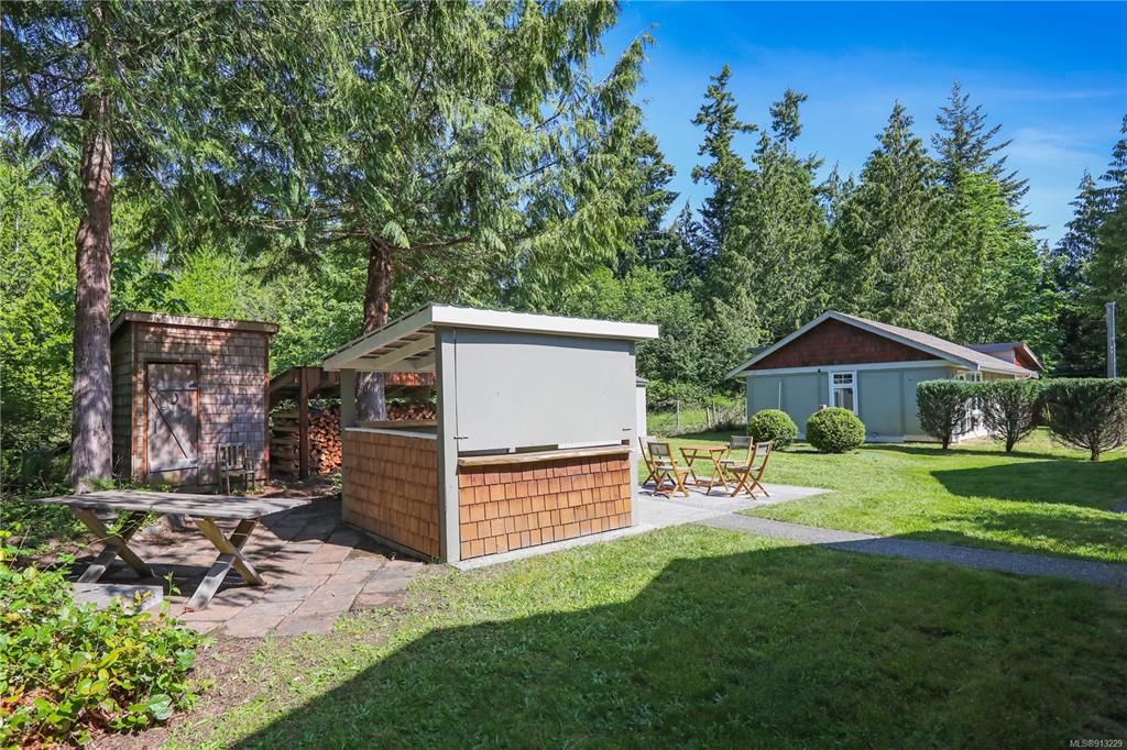 1616 Rodgers Road, Qualicum Beach, BC, V9K 2B2 - 7