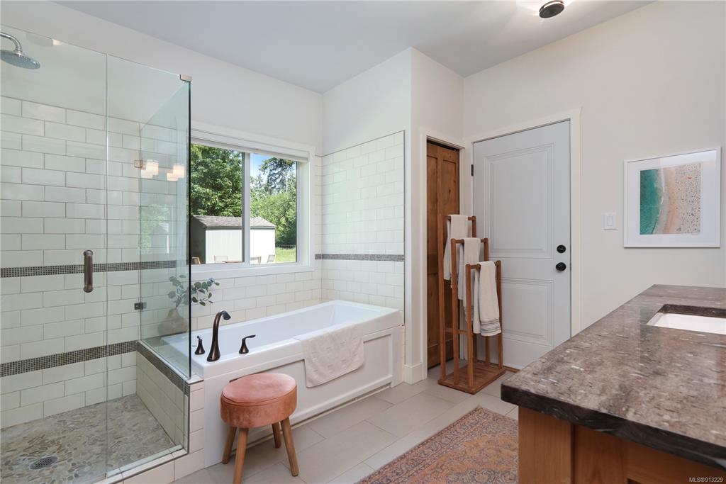 1616 Rodgers Road, Qualicum Beach, BC, V9K 2B2 - 19