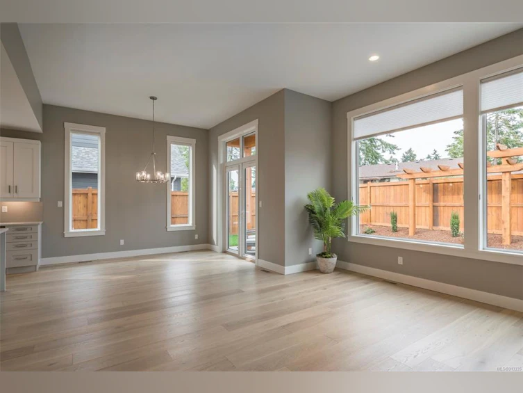 622 Temple Street, Parksville, BC, V9P 1A5