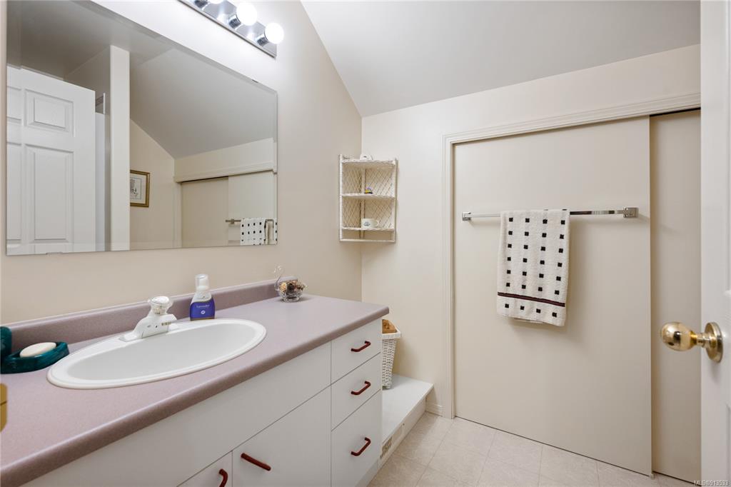9808 Miracle Way, Youbou, BC, V0R 3E1 - 21