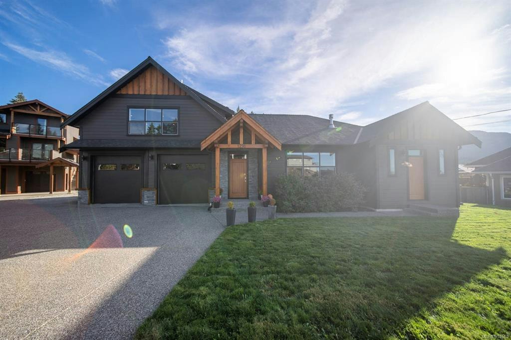 1291 College Drive, Nanaimo, BC, V9R 1M5
