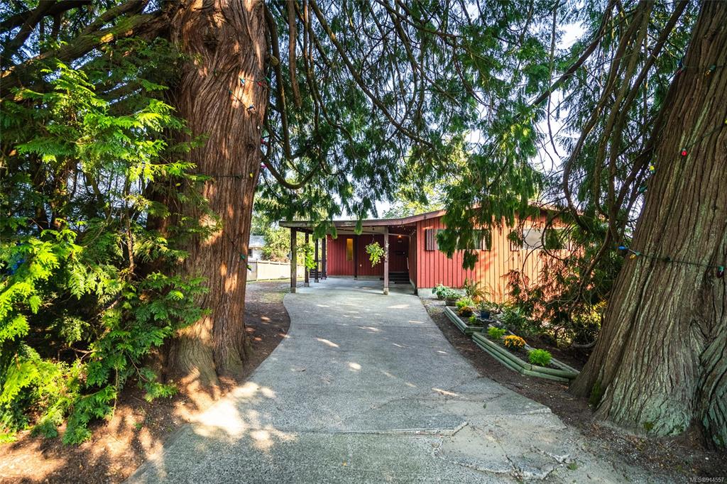 552 Weber Street, Nanaimo, BC, V9R 5R1