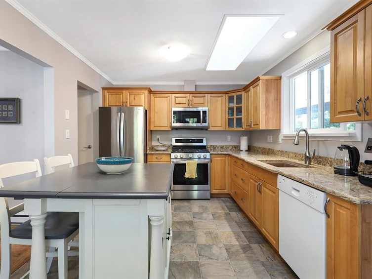 1055 Mallard Place, Qualicum Beach, BC, V9K 1E8 - 13