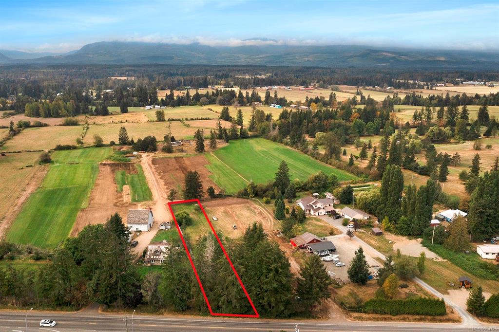 LT3 Island Highway, Courtenay, BC, V9J 1S7