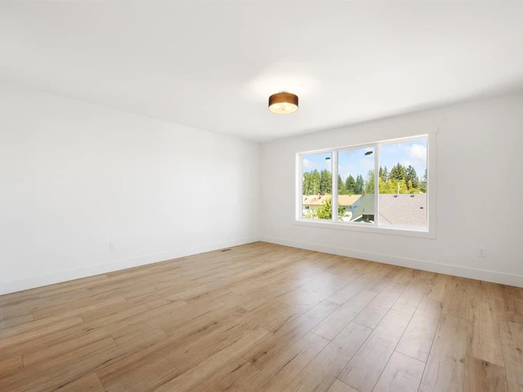 2828 Maryport Avenue, Cumberland, BC, V0R 1S0 - 15