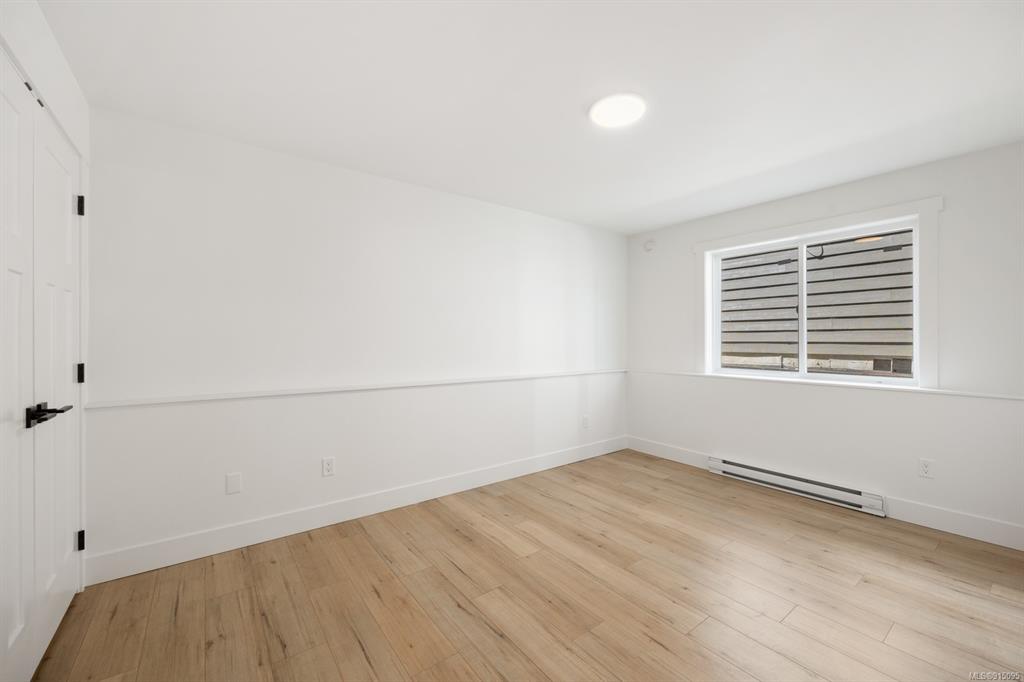 2828 Maryport Avenue, Cumberland, BC, V0R 1S0 - 34