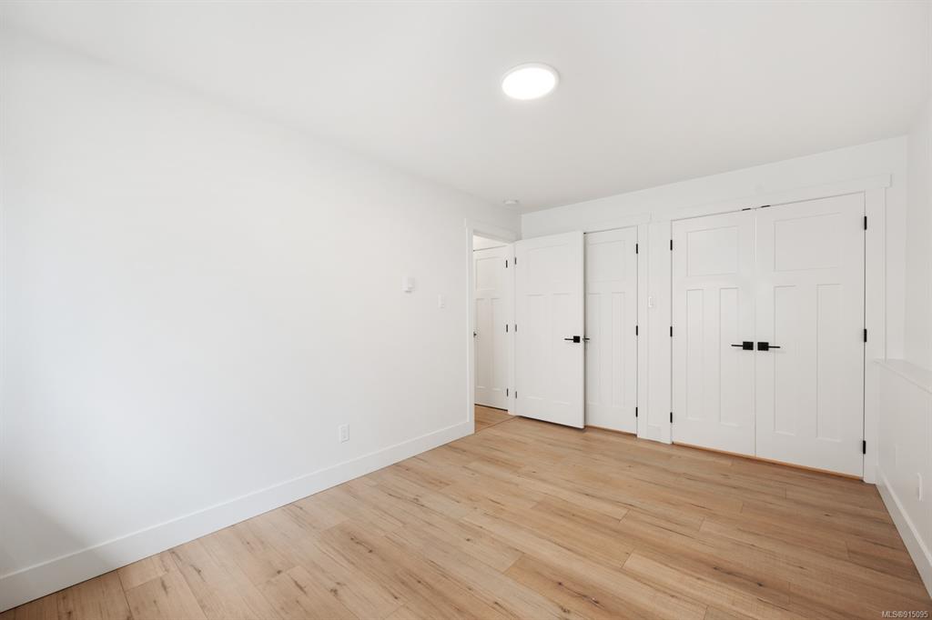 2828 Maryport Avenue, Cumberland, BC, V0R 1S0 - 36