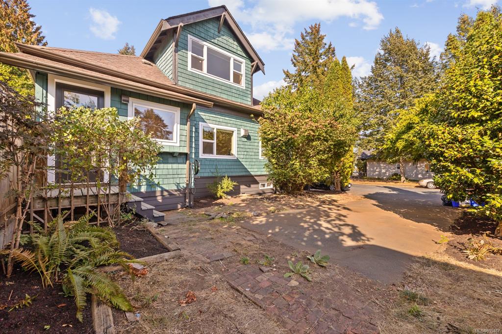 225 Duncan Avenue, Courtenay, BC, V9N 2M4 - 32