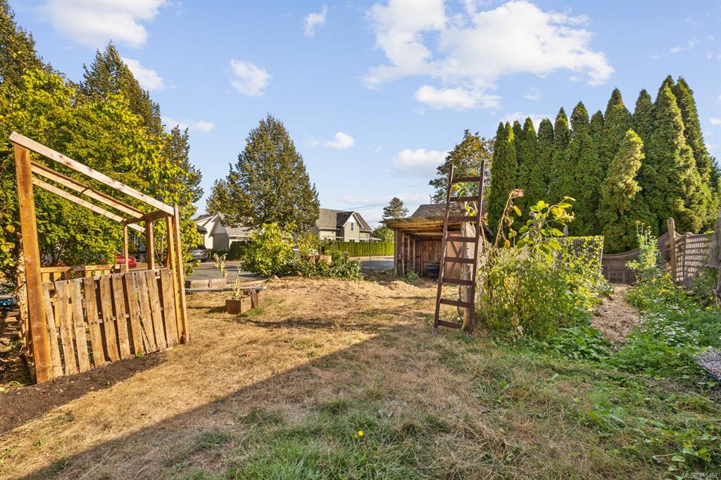 225 Duncan Avenue, Courtenay, BC, V9N 2M4 - 33