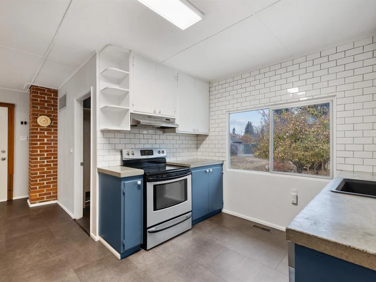663 6th Street, Courtenay, BC, V9N 1M7 - 39
