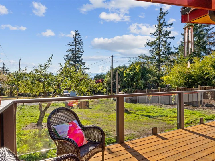 1304 Midden Road, Comox, BC, V9M 2R6 - 8